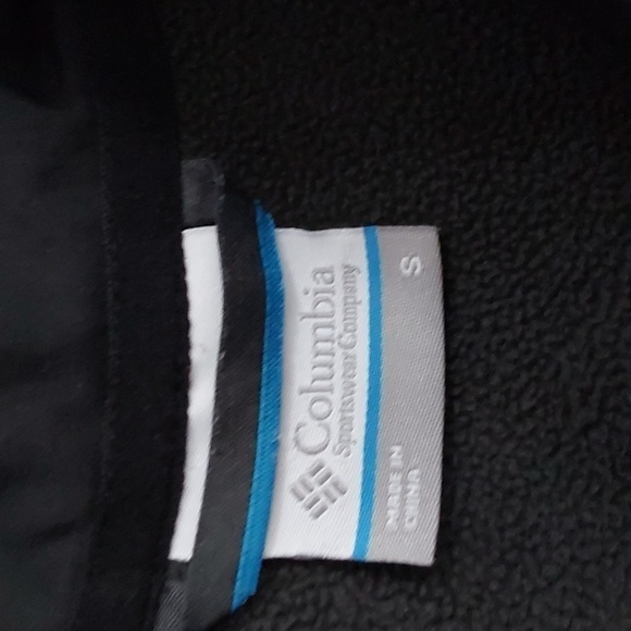 Columbia- Womens Black Jacket /Coat Zippered Pockets Breast Cancer Coat Sz.S - Picture 5 of 6